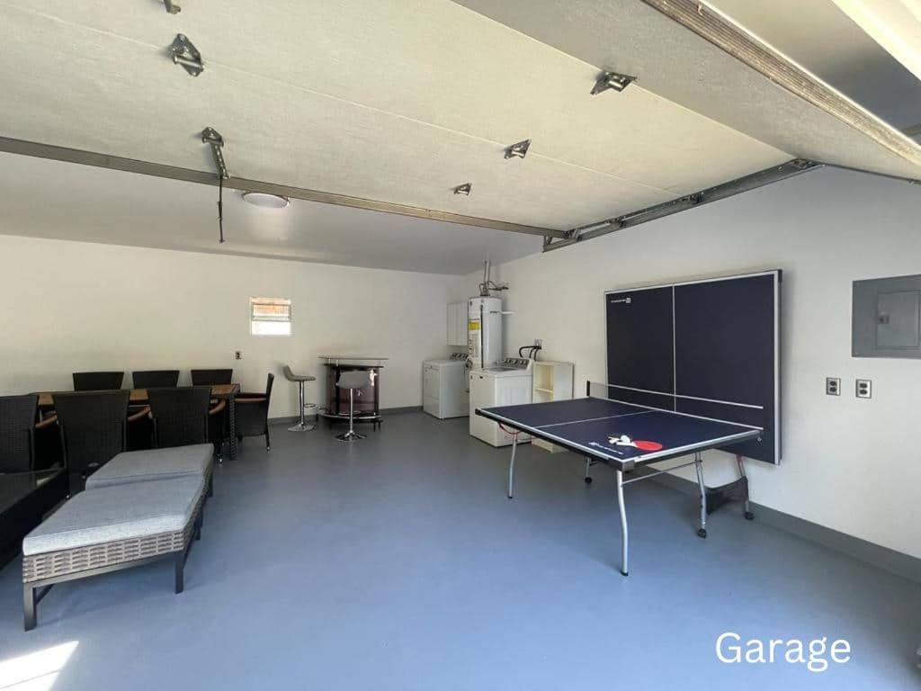 Charming Bright Traditional Home In Sherman Oaks Лос-Анджелес Экстерьер фото